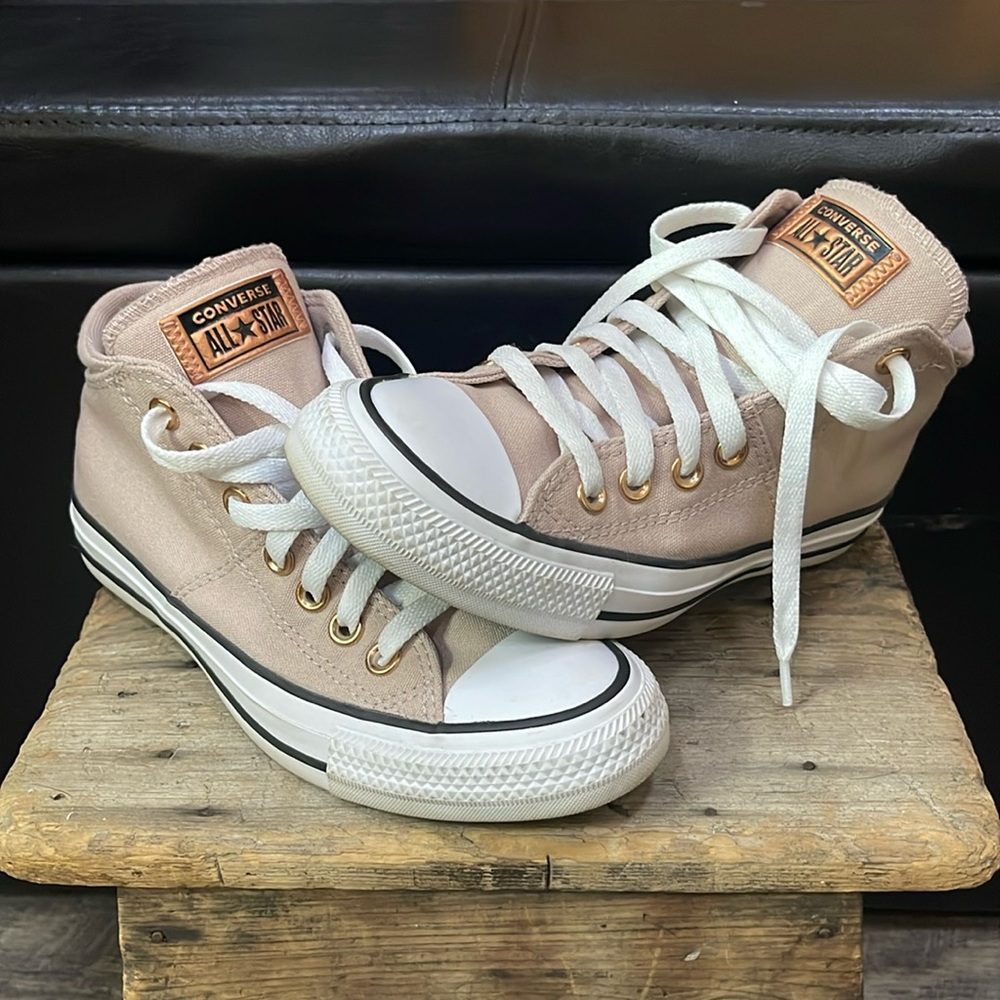 Women’s size 7 Dusty Cinder and Rose Gold Chuck Taylor Converse